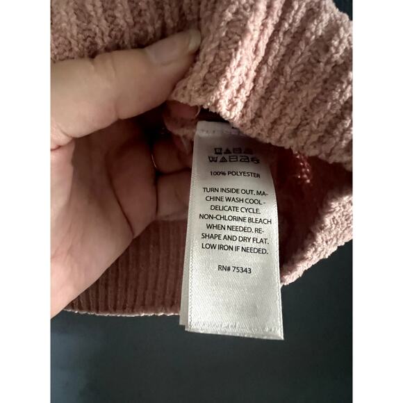 Cynthia Rowley Chunky Knit Pink Sweater with Pearls Pullover Girly Coquette Sz M - Picture 7 of 10